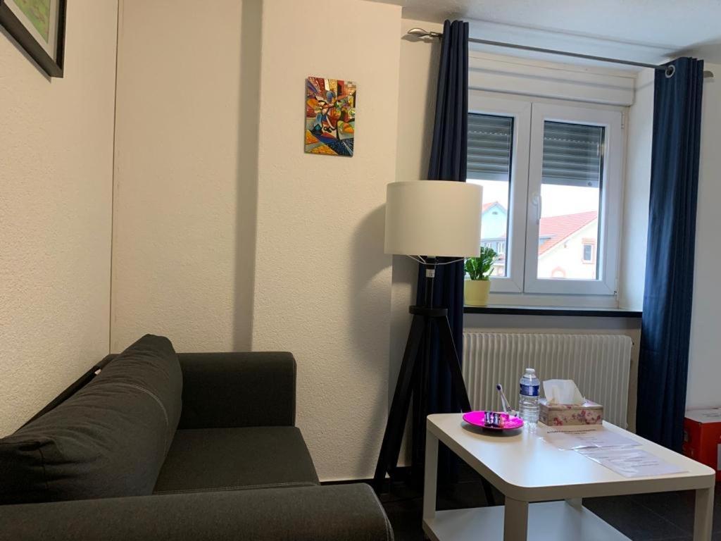 Guenstige Zimmer-unterkunft Mit Gemeinschaftsbad *