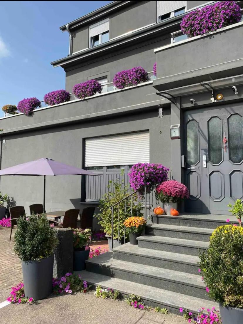 Apartment Guenstige Zimmer-unterkunft Mit Gemeinschaftsbad *