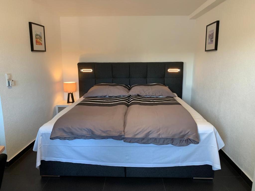 Guenstige Zimmer-unterkunft Mit Gemeinschaftsbad *